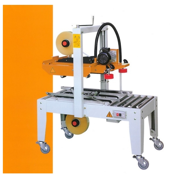 EC-703 頂部與底部皮帶傳動封箱機.jpg